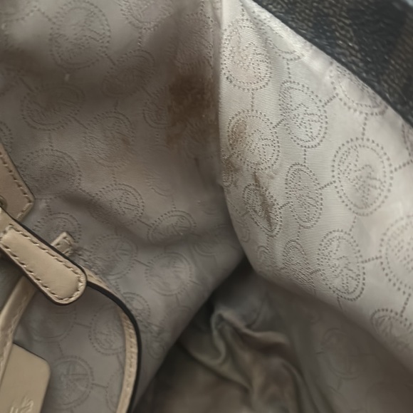 Michael Kors Leather Logo Tote Bag - Picture 16 of 16